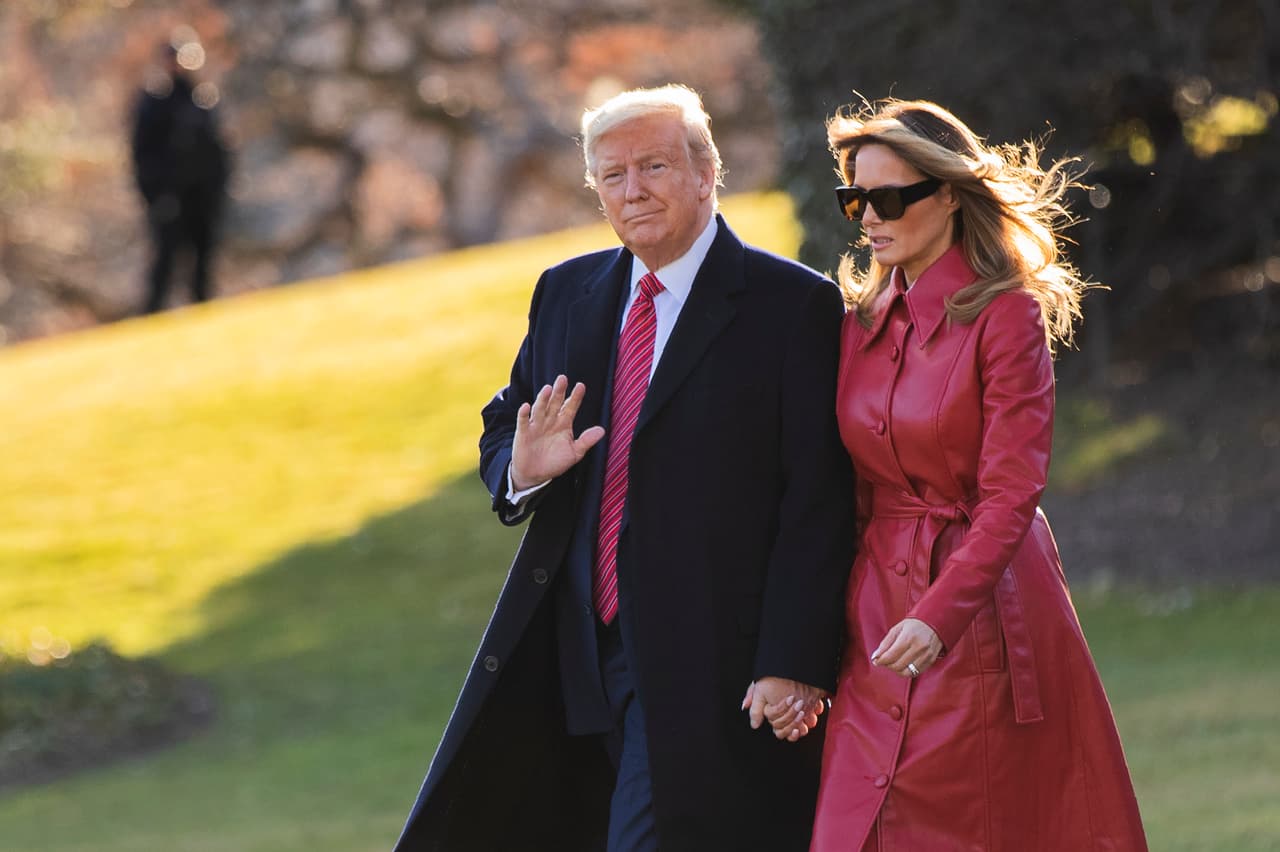 Libro revela que Melania Trump renegoció su acuerdo prenupcial con Trump antes de mudarse a la Casa Blanca