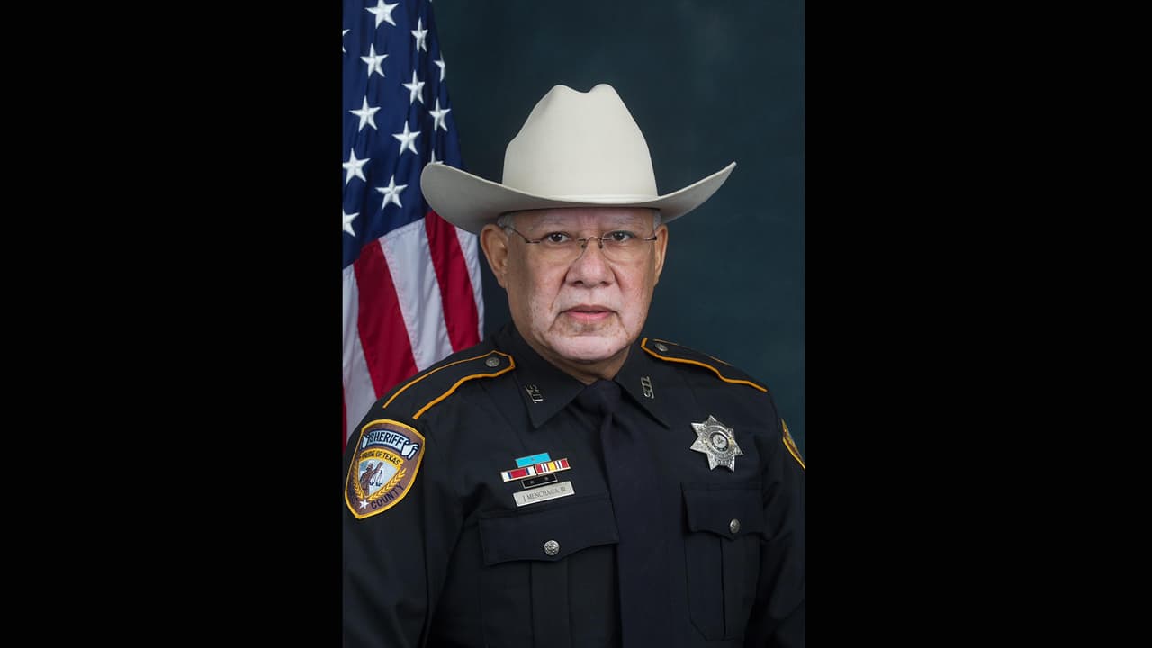 Muere oficial de la oficina del sheriff del condado Harris por coronavirus
