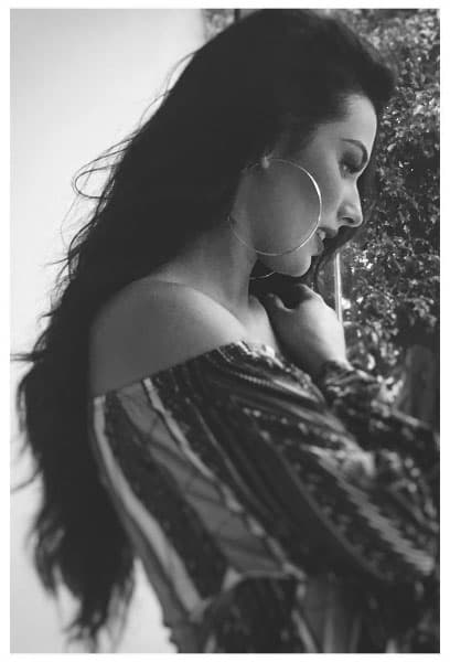 A pesar de que su familia vive en Rusia, ella está muy contenta en México.