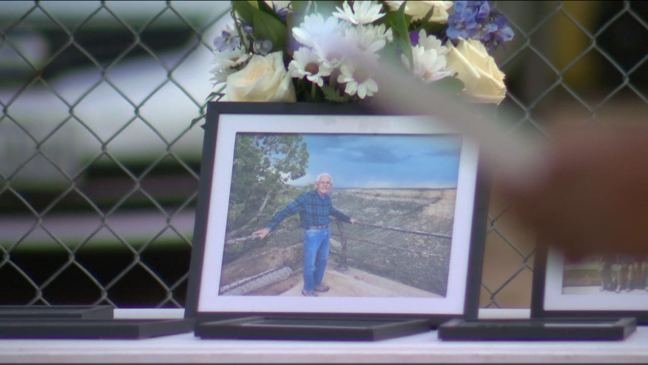 Cuerpo de hombre de 84 años es hallado atado, envuelto en plástico y quemado en San Antonio