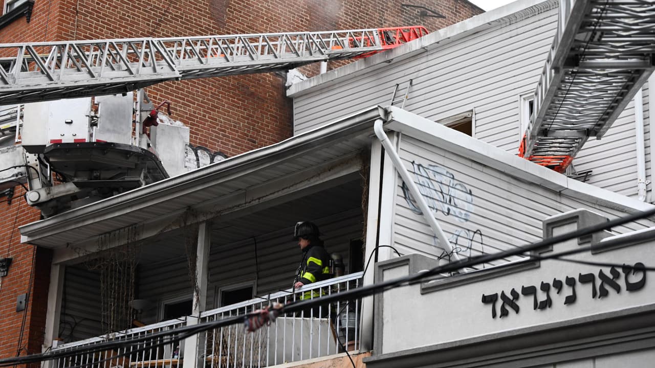 Nuevo incendio en Brooklyn deja 3 heridos