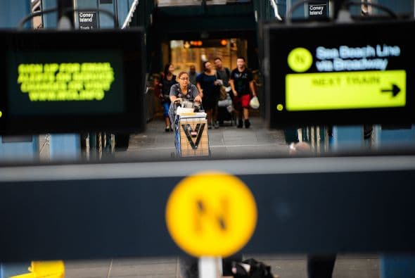 El presidente estadounidense, Barack Obama, alertó desde la Casa Blanca que el asunto "no acabó" y que las labores de recuperación podrían durar semanas.