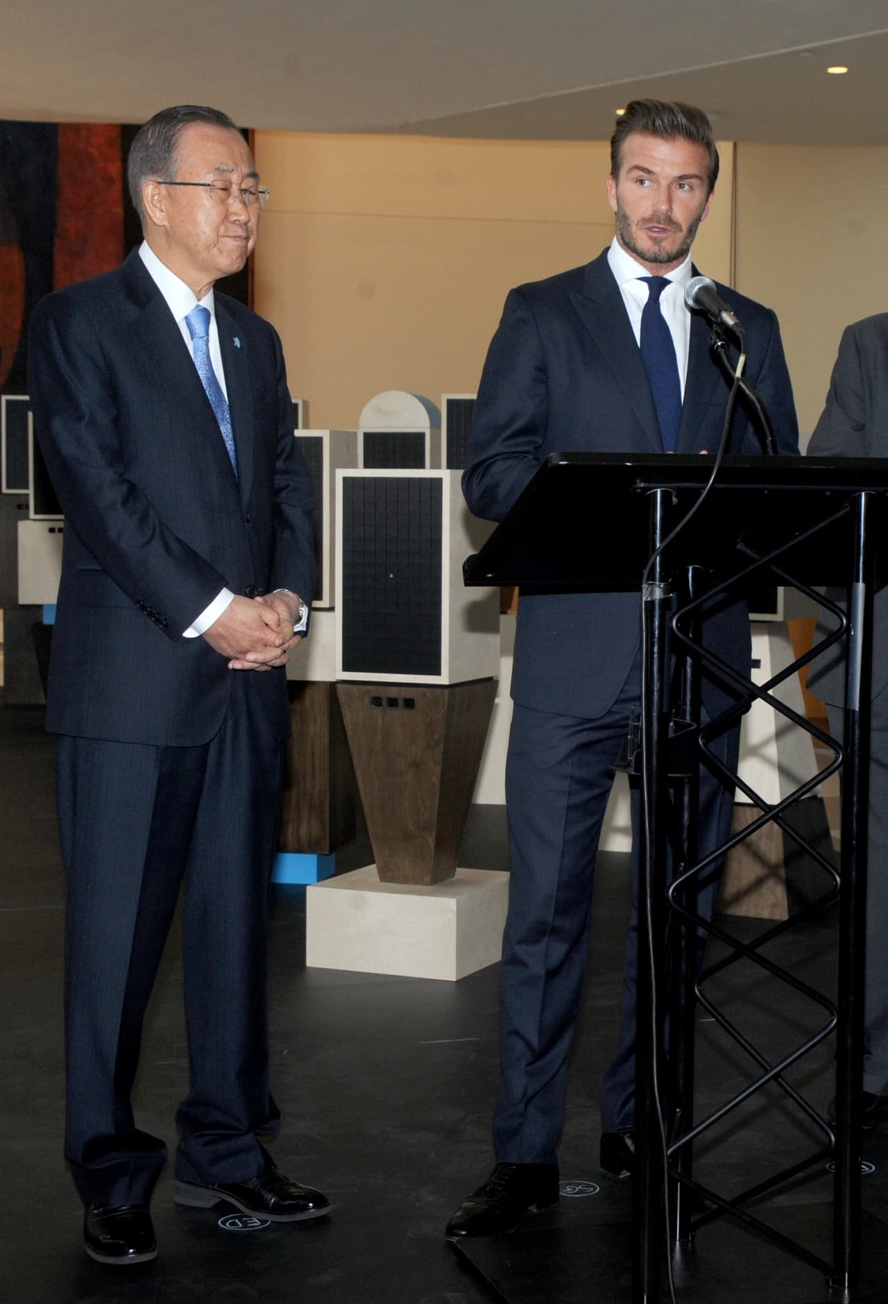 El ex futbolista, como embajador de la UNICEF, presenta un lindo proyecto para niños.