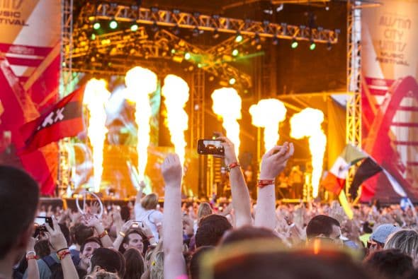 Miles de asistentes de todo el mundo disfrutaron de más de 180 presentaciones de bandas como Pearl Jam, Eminem y Outkast.