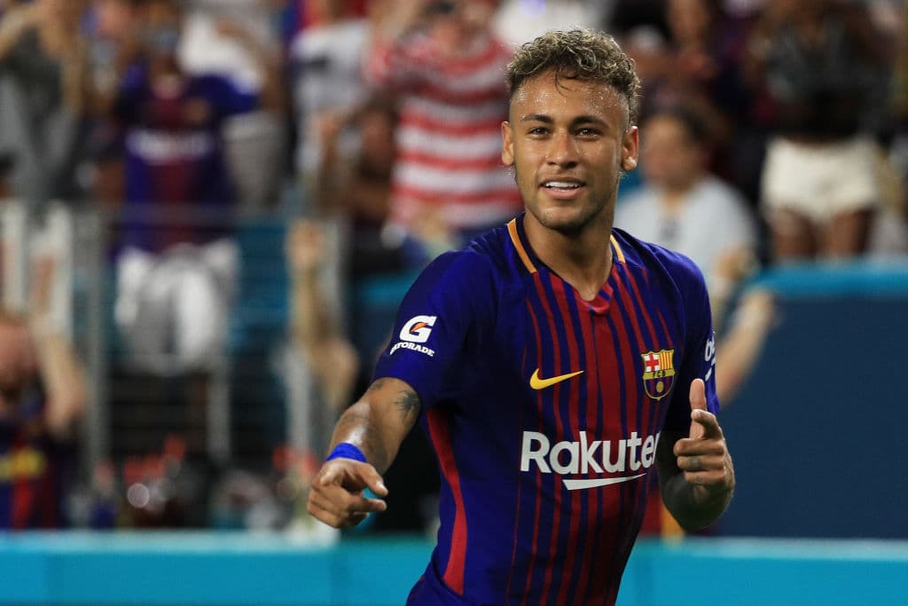 Neymar debe 34 millones de euros a la Hacienda española