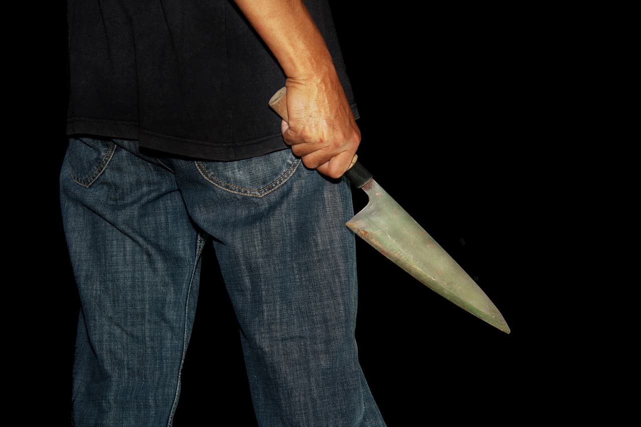 Madre de 4 hijos fue apuñalada 20 veces por su esposo, asegura la fiscalía