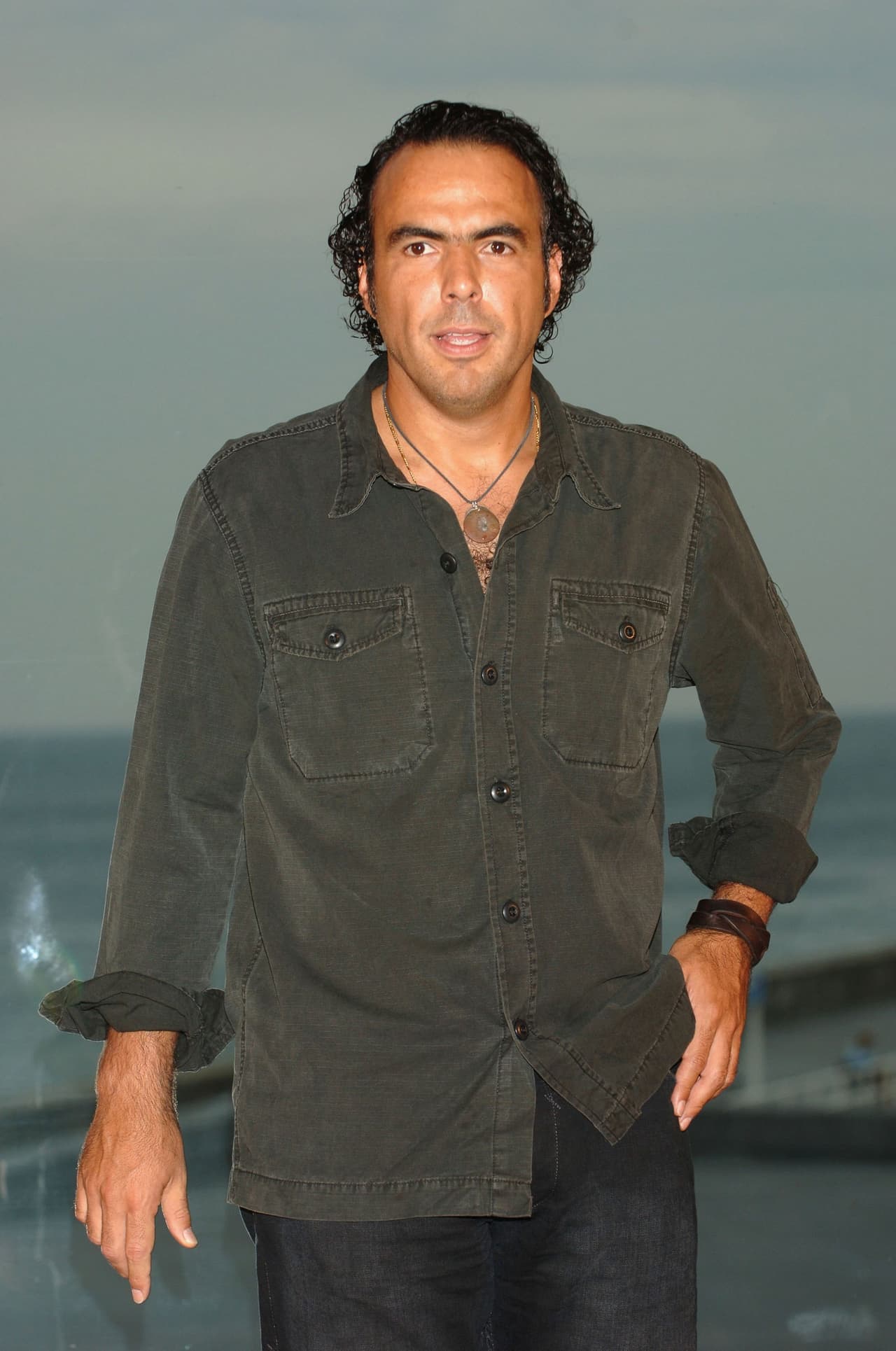 Inició su carrera en la radio, WFM, en donde llegó a ser director de la estación de rock y música electrónica, convirtiéndola en la número uno.