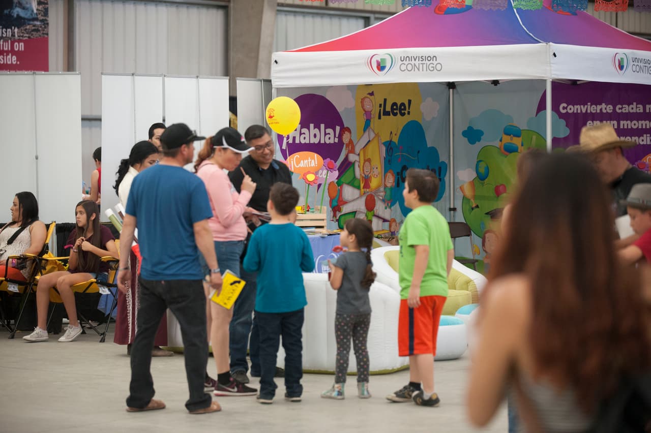 7 escenarios y mas de 50 artistas en 3 dias fueron los ingredientes para PuebloFest el 17 al 19 de marzo donde llegaron personas para disfrutar de todo el estado de California.