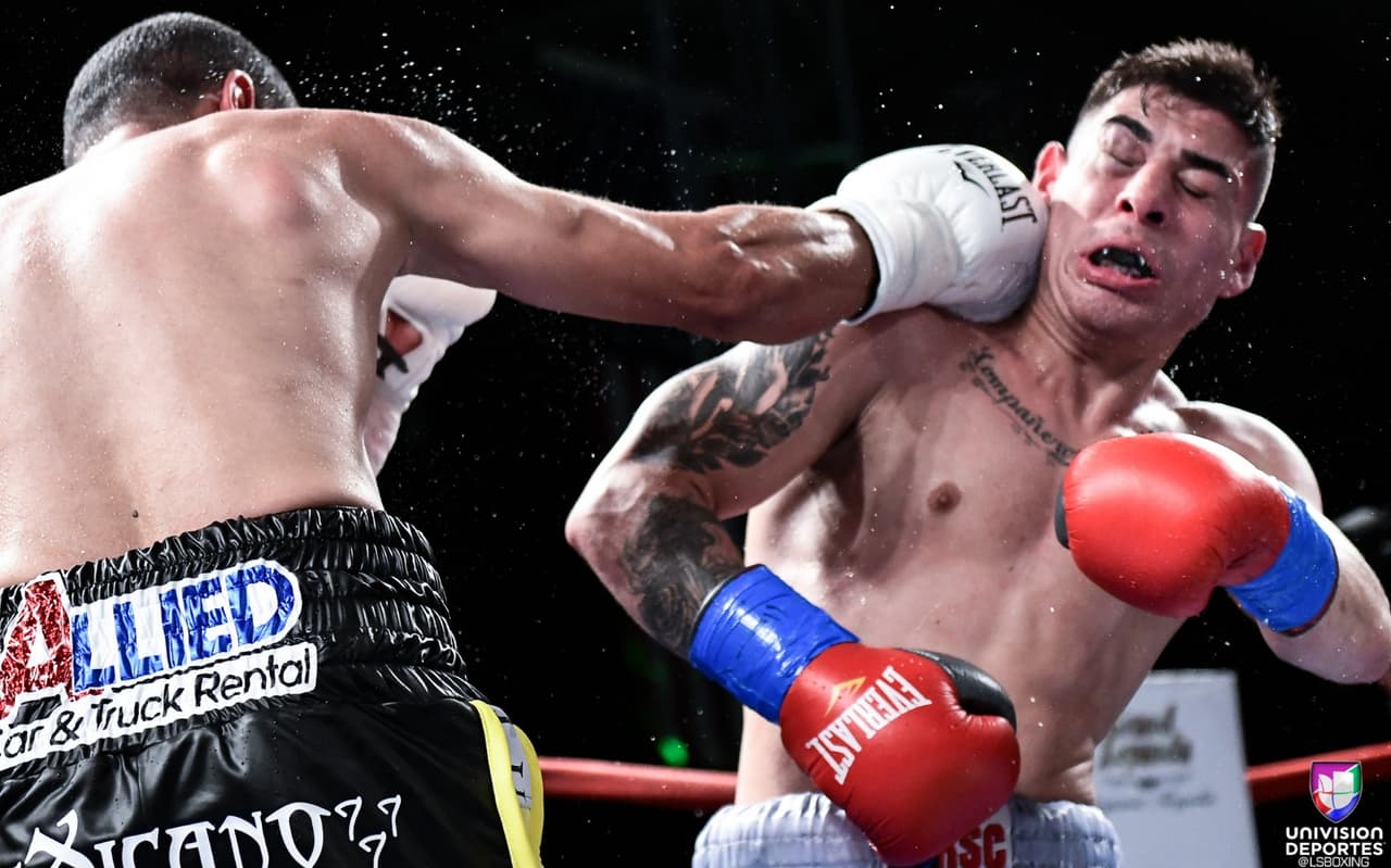 En la pelea coestelar, 'Juanma' López se llevó la contienda ante el argentino Cristian 'Piedrita' Miño por decisión unánime. El boricua tiró tres veces a su rival en lo que fue una gran exhibición del excampeón en dos divisiones diferentes.