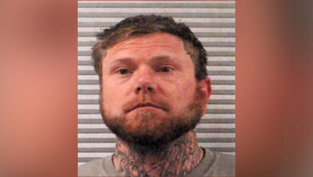 Adam Curtis Williams está acusado de doble asesinato.