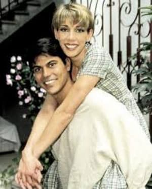 Fue gracias a este melodrama que el amor surgió entre ellos, convirtiéndose rápidamente en una de las parejas consentidas de los amantes de las telenovelas.