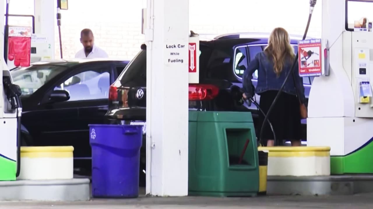 “Bonito no está el precio”, aumento de gasolina afecta a conductores de Filadelfia; recomendaciones de ahorro