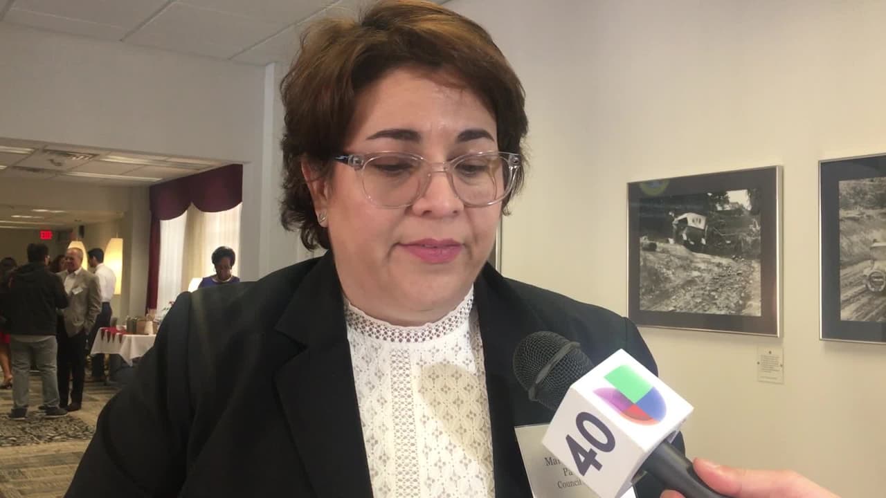 “Gobernador de Carolina del Norte, se pronuncia a favor de una Reforma Migratoria y en contra de la separación de las familias”, indica Maria Travers, Directora del Consejo Consultivo para Asuntos Hispanos del Gobernador.