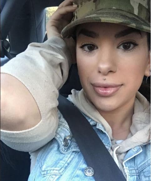 Tras una búsqueda en la zona, la policía de la comunidad de Aloha, Oregon, encontraron el cuerpo desmembrado de una mujer, oculto en dos bolsas de plástico, en el maletero de un BMW.