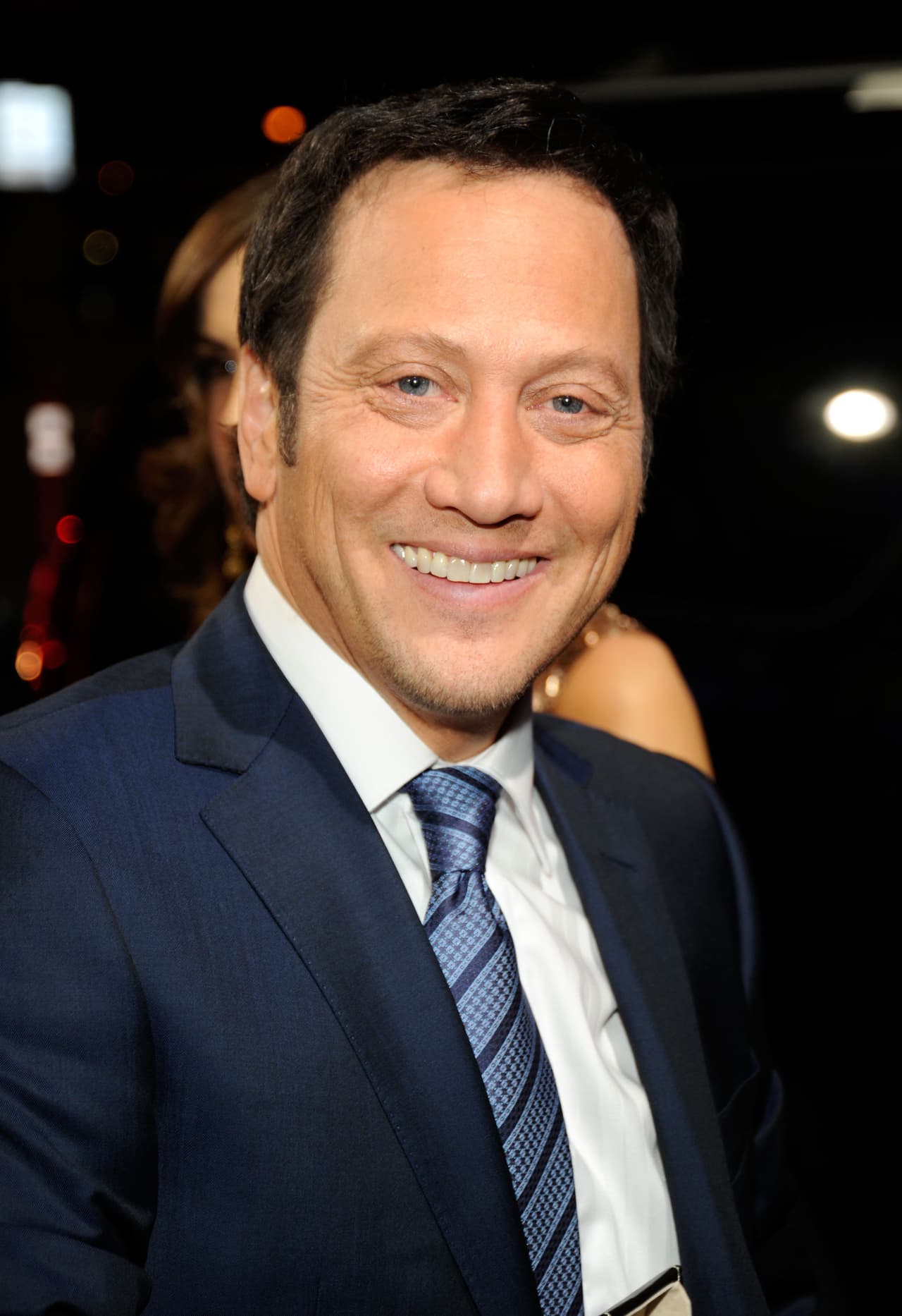 Rob ha realizado diversas cintas cómicas como ‘The Hot Chick’ (‘Este cuerpo no es mío’) (2002), ‘Big Stan’ (2007) y ‘Grown Ups’ (2010) junto a su colega y amigo Adam Sandler.