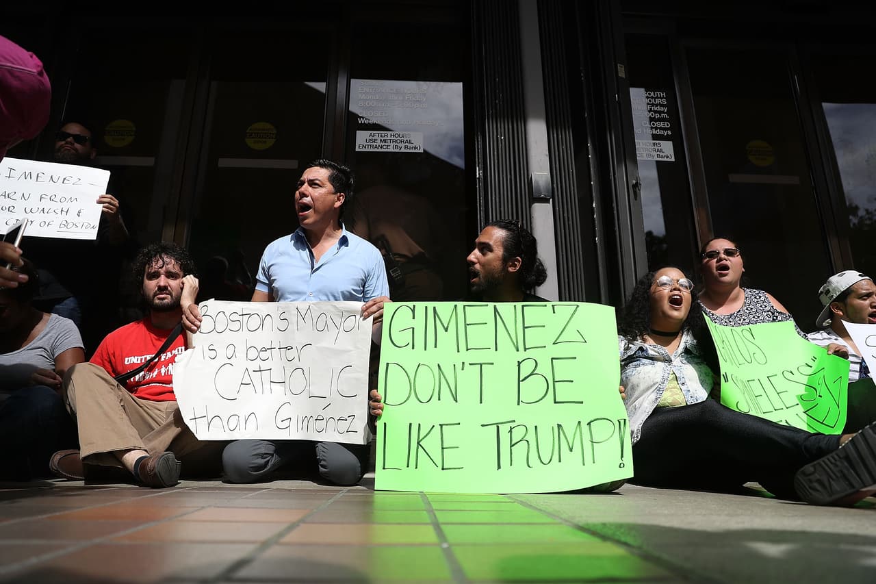 La decisión de Giménez generó la condena de las organizaciones de inmigrantes de Miami.