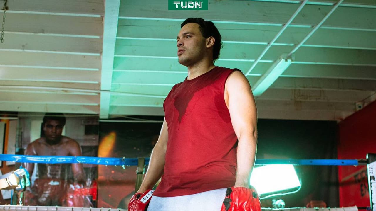 La sorprendente nueva profesión de Julio César Chávez Jr. 