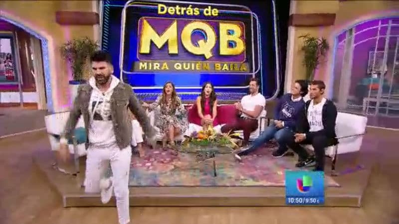 "Eso es lo que pasa, a mí no me gusta hablar cuando alguien está hablando, me parece una falta de educación horrorosa y ese soy yo", y abandonó el show.