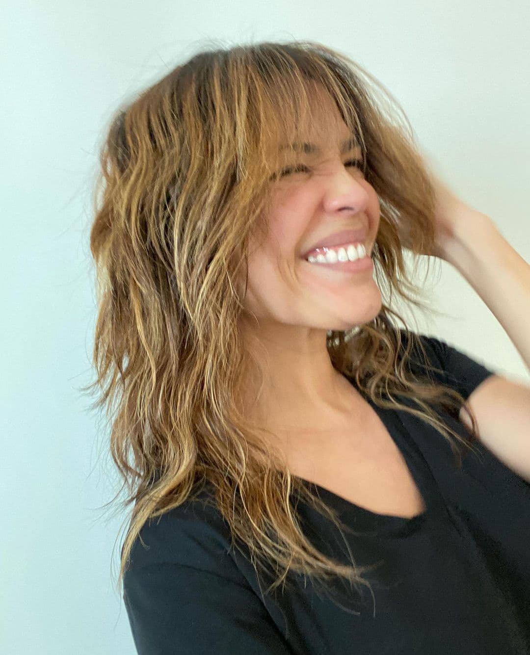 Karla recibió el 2021 con este cambio de look, muy parecido al corte y color con el que actualmente la vemos todas las mañanas en Despierta América.