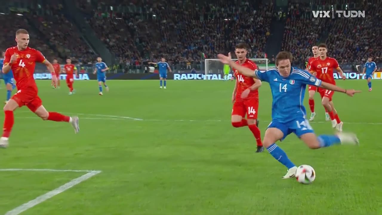 ¡Manos seguras! Dimitrievski evita que Chiesa adelante a Italia