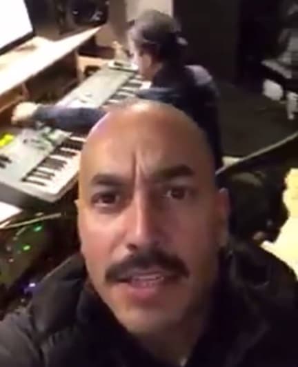 Mientras tanto, Lupillo Rivera ha guardado silencio ante las acusaciones de su hermano. 
<br>