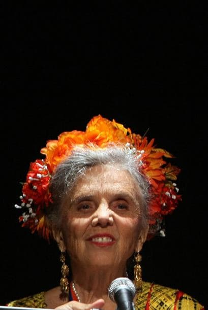 Otra de las grandes figuras de la cultura en México es la escritora, ensayista, activista política y periodista Elena Poniatowska. Su amplia producción literaria le ha otorgado el reconocimiento internacional que le ha merecido la traducción de sus obras a más de tres idiomas.
