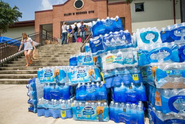 Algunas zonas de la capital texana quedaron bajo el agua luego de las intensas lluvias de los últimos días.