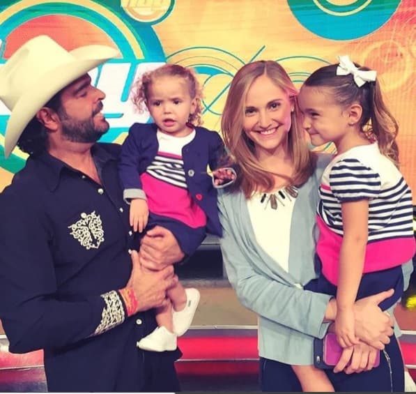 A pesar de todo lo que se diga, Montero tiene una familia sólida y llena de amor.