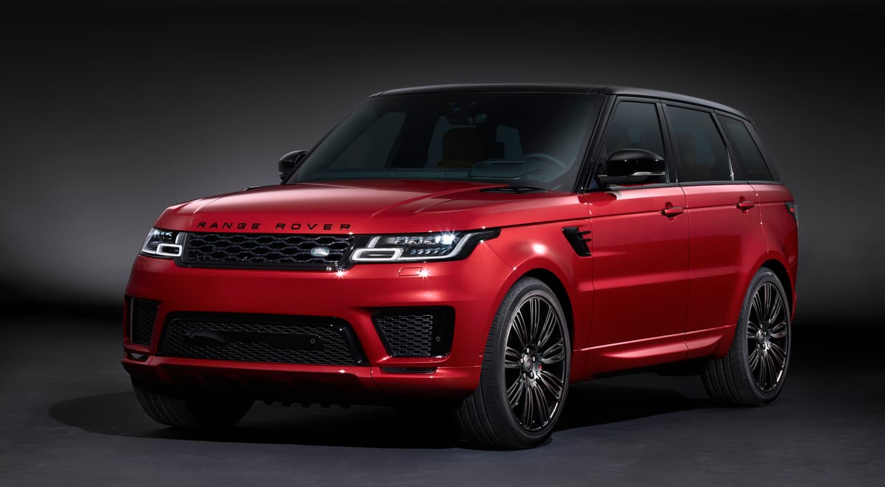 La 
<b>Range Rover Sport Supercharged</b> se encuentra disponible con una amplia variedad de colores para la carrocería. Justin Bieber optó por una tonalidad negra y rines de 22 pulgadas. Esta versión 2018 cuenta dentro de sus novedades con luces LED premium y parrilla rediseñada.