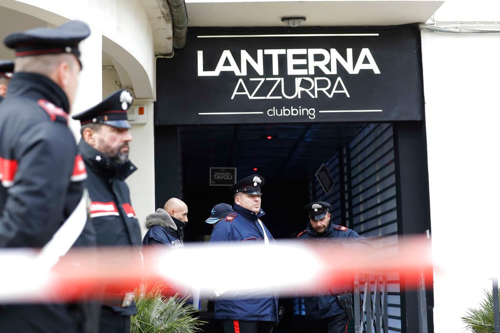 <b>8 de diciembre de 2018:</b> Cinco menores y una mujer murieron y otro centenar de personas resultaron heridas en una estampida en la discoteca 'Lanterna Azzurra' de la localidad italiana de Corinaldo, en provincia de Ancona, durante el concierto del conocido rapero italiano Sfera Ebbasta.