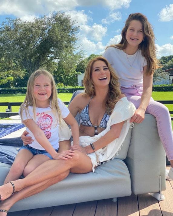 Ambos coincidieron en que, ante la publicación del video, lo más importante eran Elissa Marie, de 11 años, y Alexa Miranda, de 6. "Yo les pido por favor que no me involucren y que traten de no involucrar a mis hijas”, pidió la actriz durante una entrevista con el programa 'Suelta la sopa'.