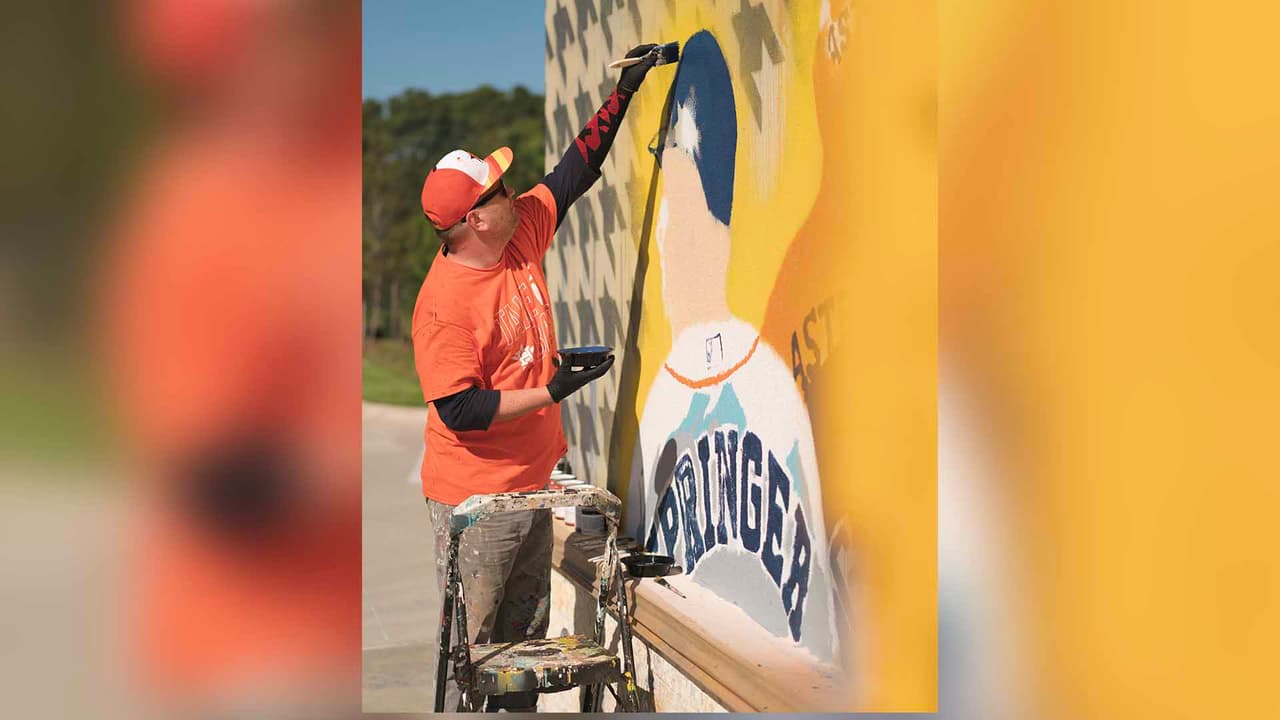 En "Torchy’s in the Market" al norte de Houston, podrán ver este arte callejero.