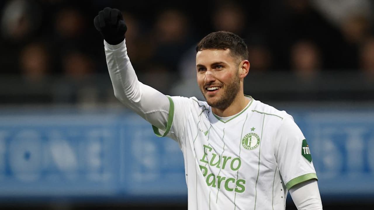 Los detalles del acuerdo entre Santiago Giménez y el Nottingham Forest