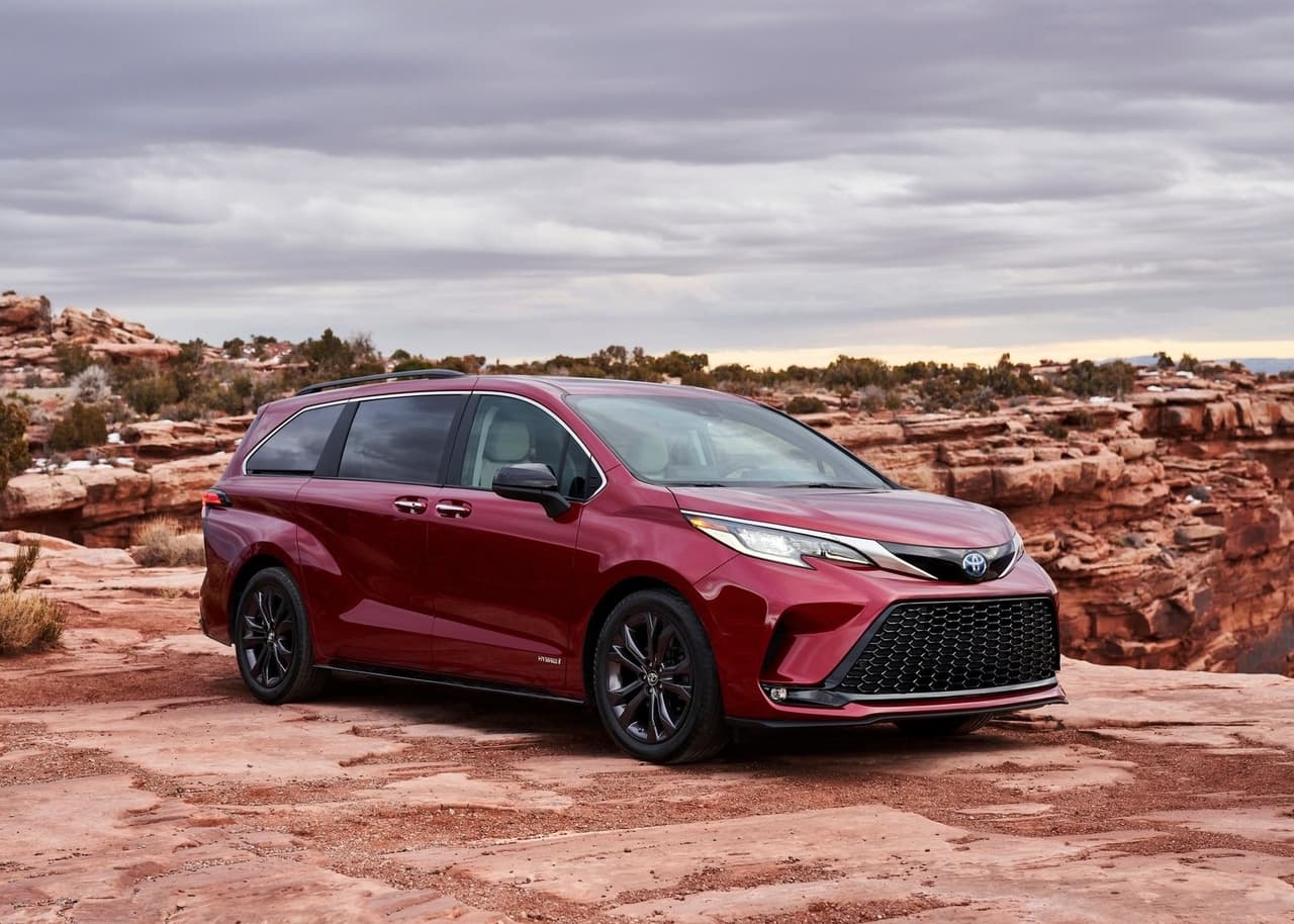 <b>Marca: </b>Toyota
<br>
<br>
<b>Modelo:</b> Sienna
<br>
<br>
<b>% de unidades con más de 200,000 millas recorridas: </b>3.2%
