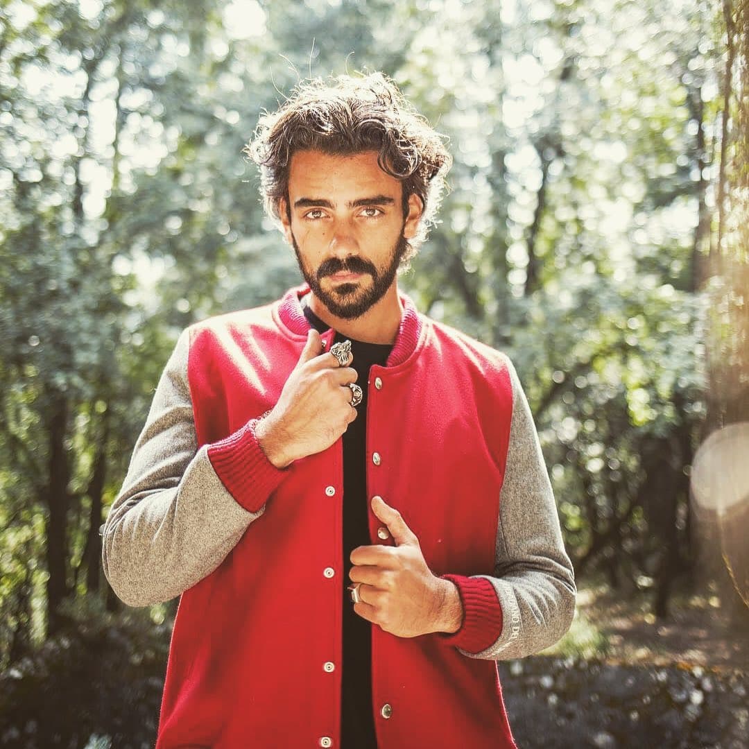 Por su parte, Diego Amozurrutia, su hijo Alejandro en la ficción, destacó que el talento de la actriz provocó que se desenvolviera muy bien en escena.