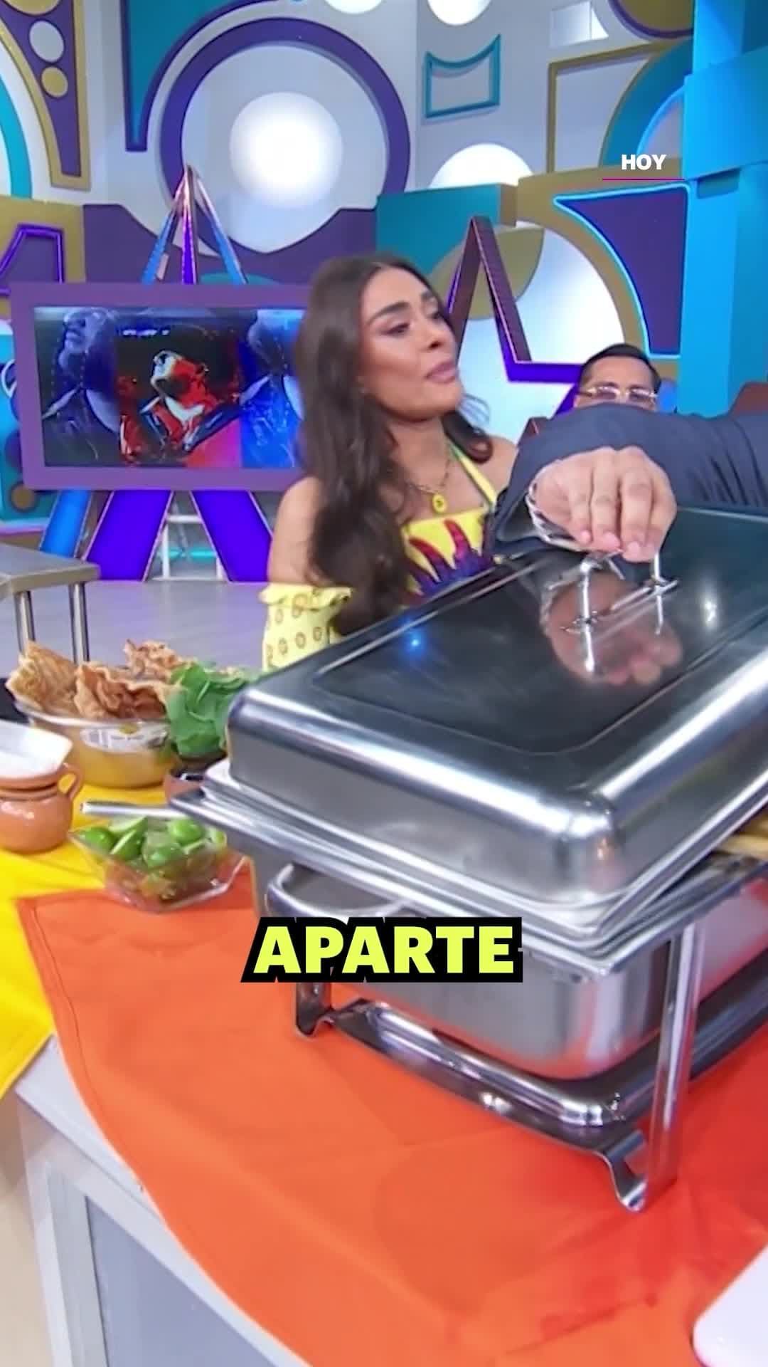 Jhonny Caz le recuerda a Galilea que es #LadyCuchara