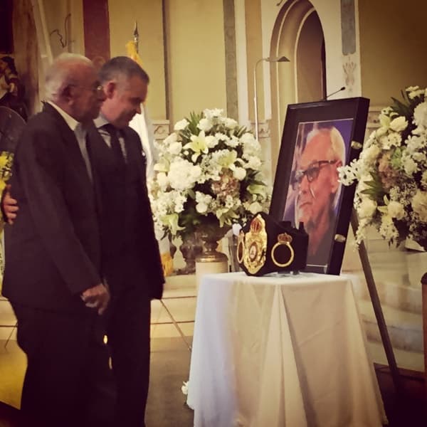 Don Gilberto Mendoza fue recordado con una misa en Panamá.