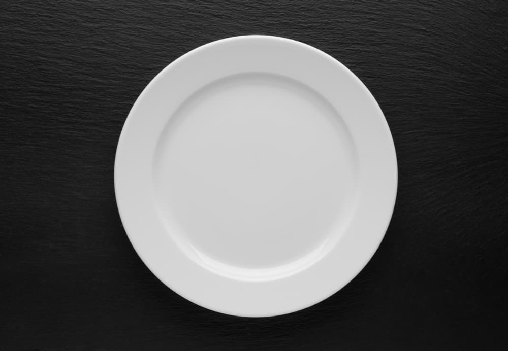 1 plato resistente único para el ritual
<br>