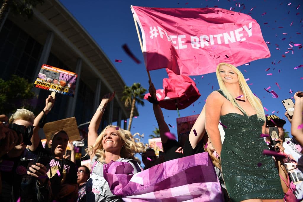 Britney Spears dice, en un video, que sus fans le salvaron la vida: "Mi voz fue silenciada"