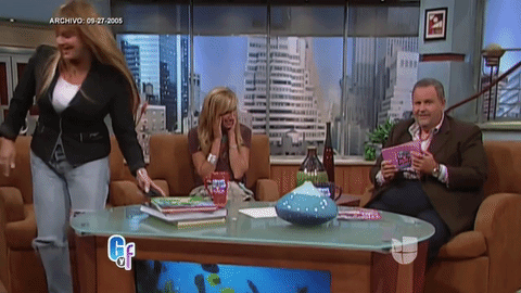 A finales de septiembre de 2005, Jenni Rivera asistió al programa de El Gordo y la Flaca donde muy a su manera confrontó a los conductores y aprovechó que la transmisión era en directo para que así no fueran editados sus comentarios. Después de decir lo que tenía pendiente ante las cámaras, 'La Diva de la Banda' abandonó el programa.