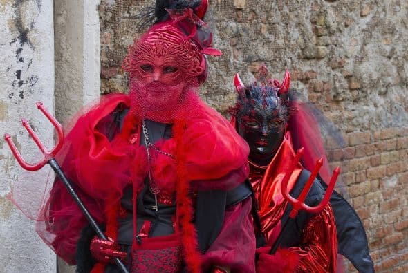 El carnaval resulta una fecha en la que la creatividad y el ingenio se mezclan en un disfraz.