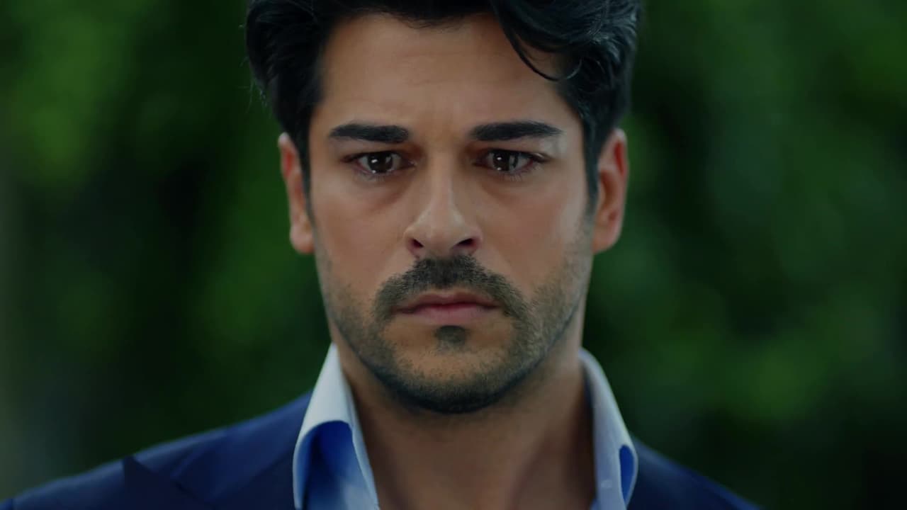 Las palabras lo abandonaron al conocer la noticia, pero lo que desconocía es que Nihan estaba esperando un bebé de él.