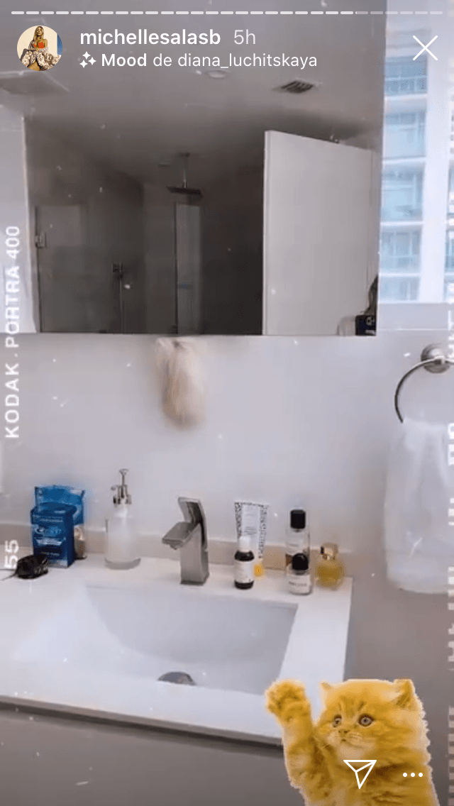 No se libró de sus travesuras, como el momento en que Valentino se refugió detrás del espejo del baño. 
<br>