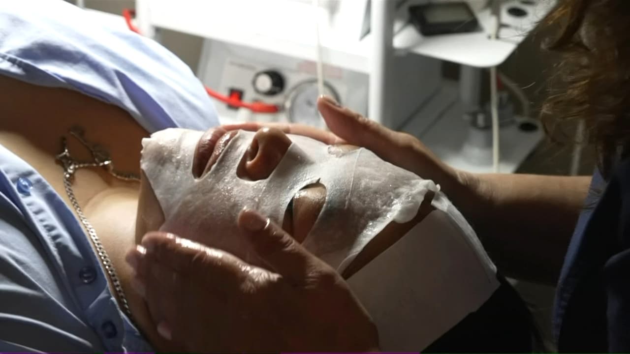 Día de las Madres: Trabajadoras cambian el campo por un día de spa y belleza