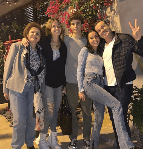 La distancia no ha sido impedimento, el conductor de Despierta América no pierde oportunidad de encontrarse con ella para pasar tiempo con la familia.