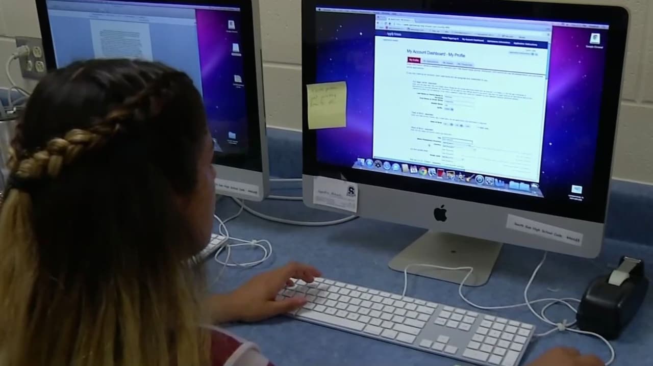 ¿Desmantelan al Departamento de Educación? Administración Trump transfiere préstamos estudiantiles al Dpto. de Tesoro