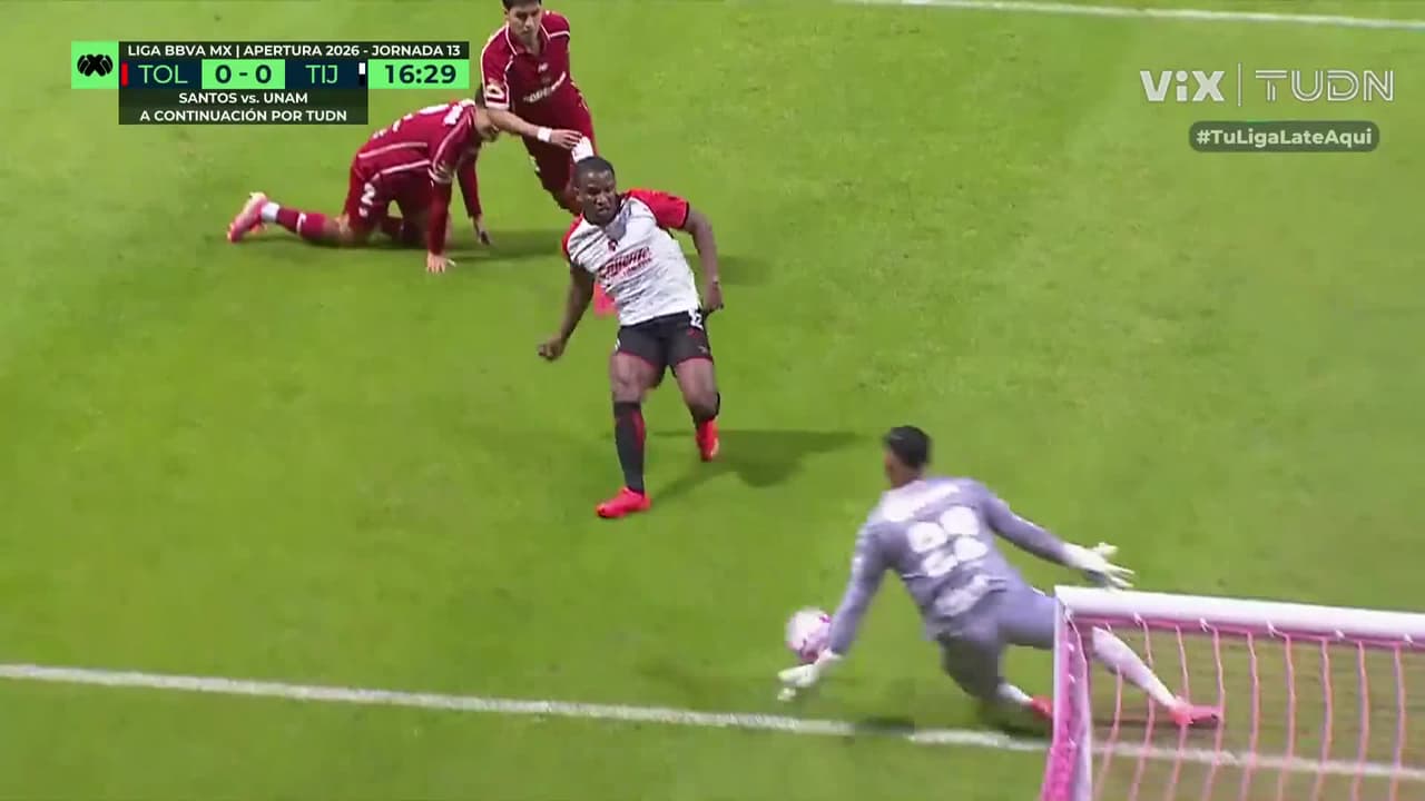 ¡Gran reacción de Palomera! El arquero de Toluca mantiene el cero