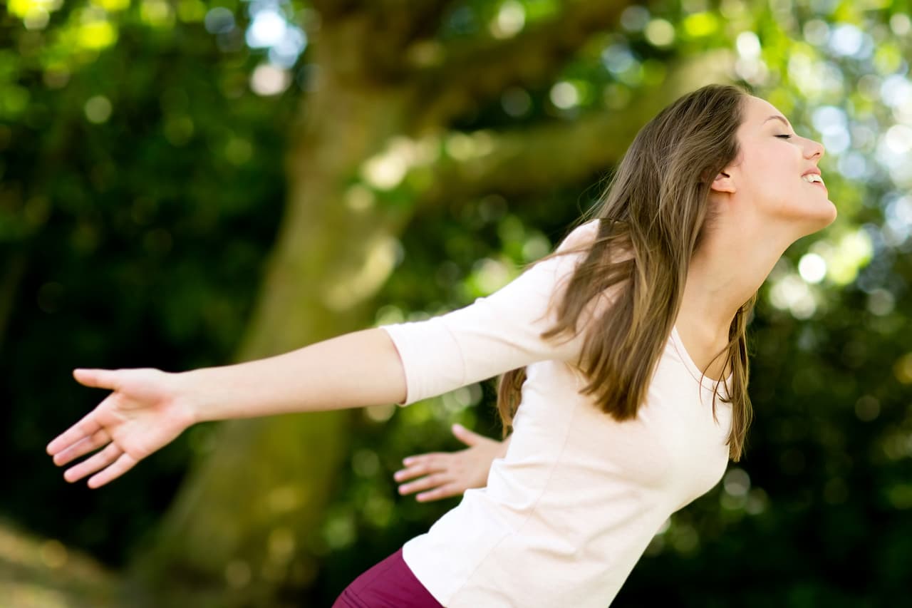 ¡Eclipse en tu signo, regalo cósmico! Es tiempo de alegría y unión, pero también debes ser cuidadoso para no compartir tu vida con personas que lleguen a causarte problemas o disgustos. 
<br>
<br>Por Profesor Zellagro