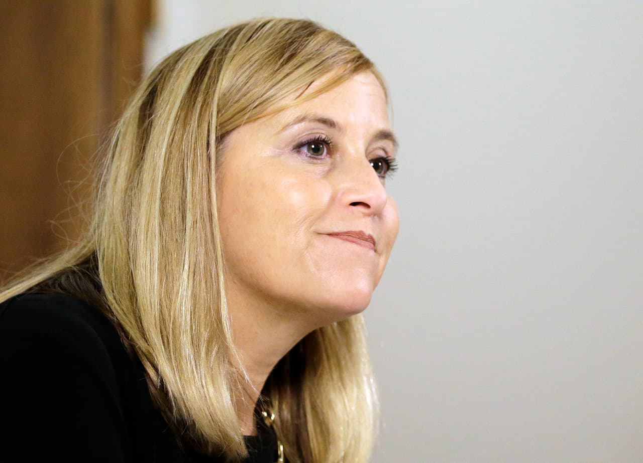 La alcaldesa de Nashville renuncia en medio de un escándalo sexual y robo de dinero público