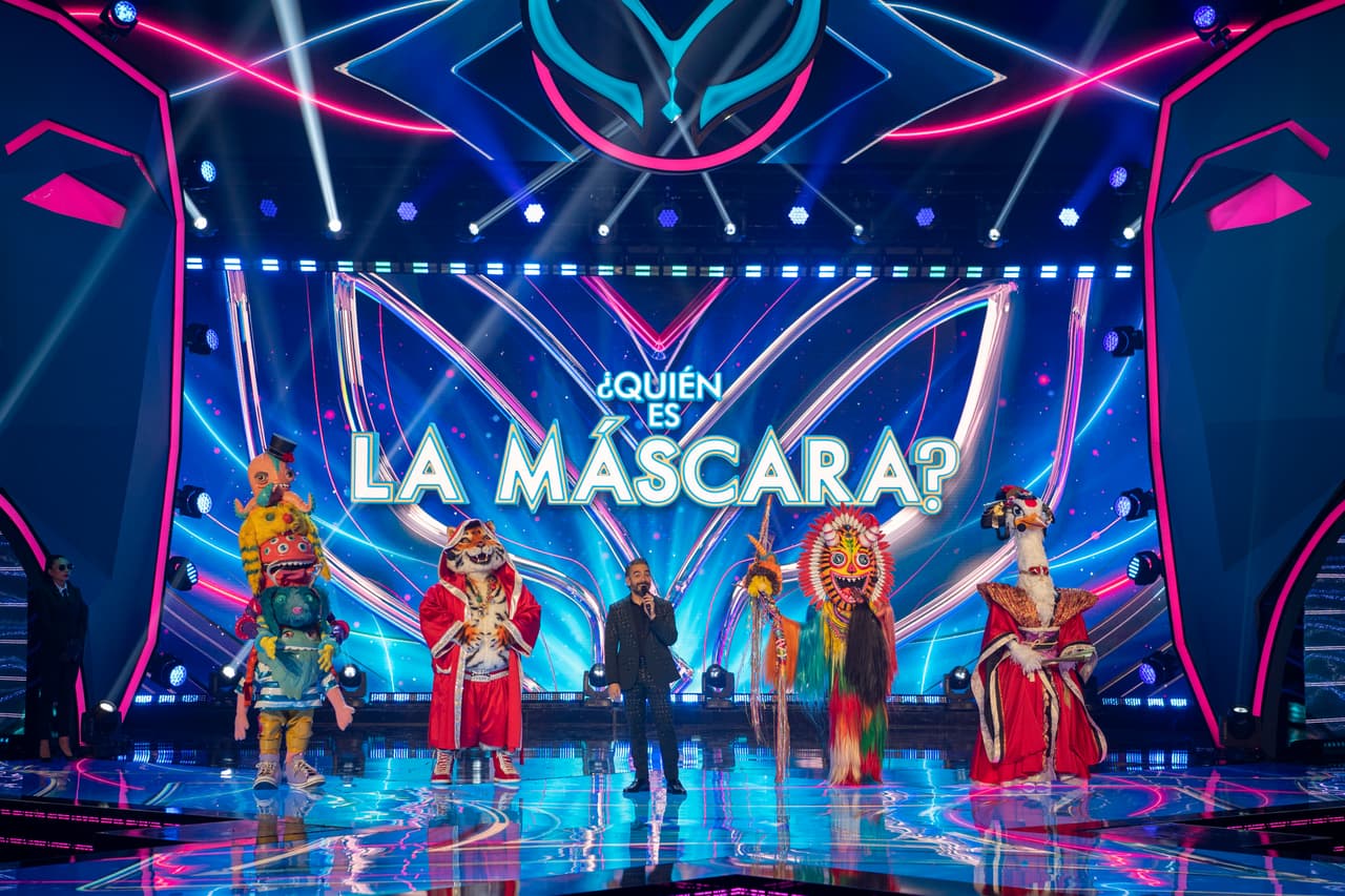 El segundo combate cuádruple enfrentó al espectacular Triki, al magnífico Bunch, al rudo Kid Bengala y a la elegante Geisha.
<br>